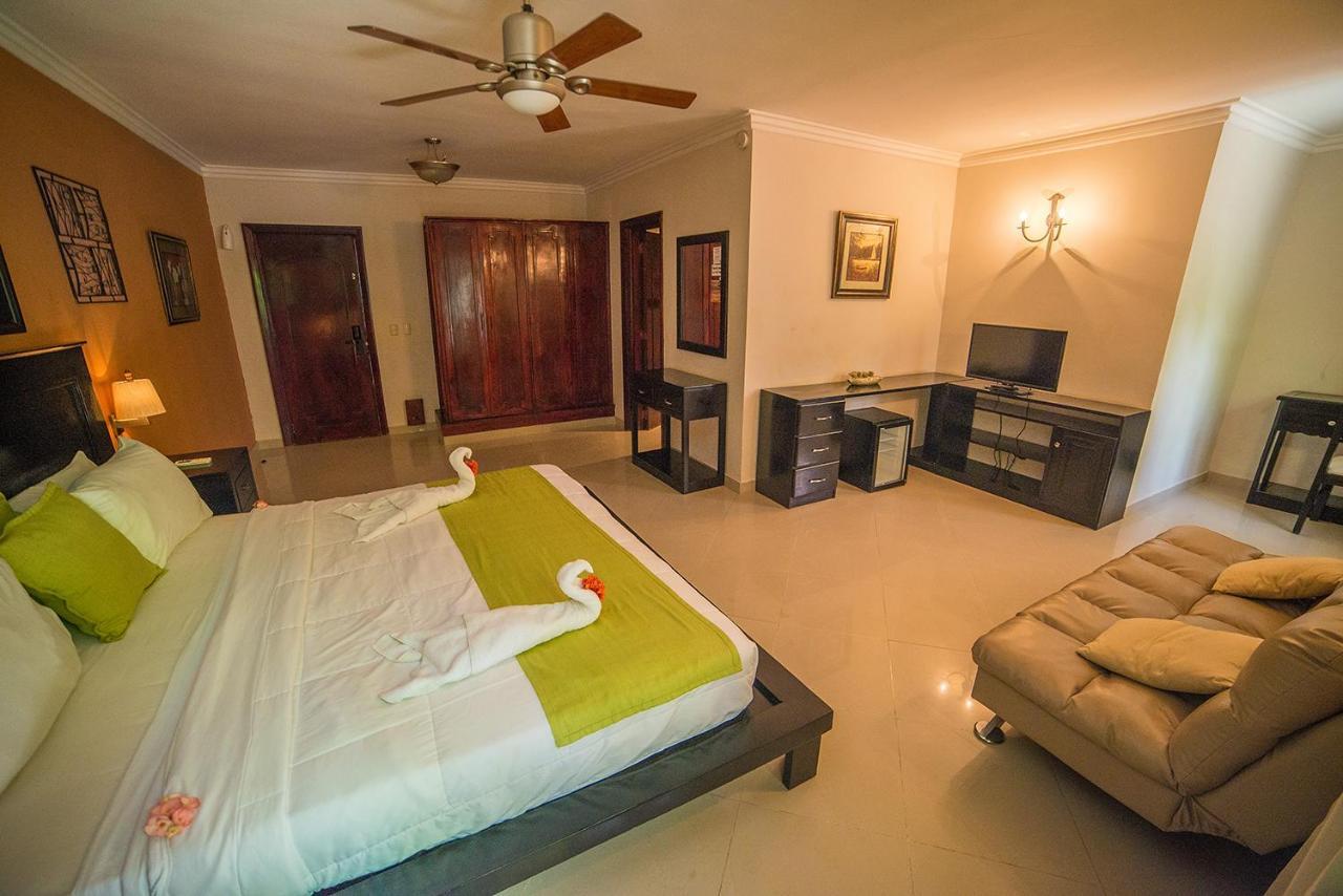 Hotel Seranta Brisas De Bavaro (Adults Only) Punta Cana Esterno foto